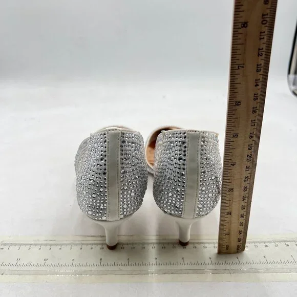 XYD Silver and Cream Heels - Picture 5 of 8